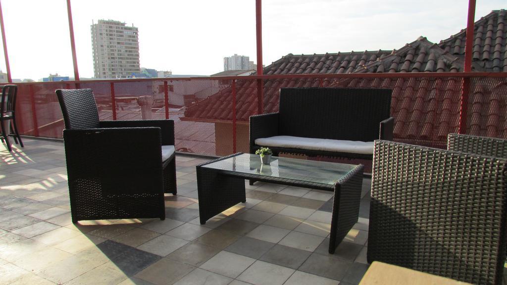 Hostal Caracol Santiago Exterior photo