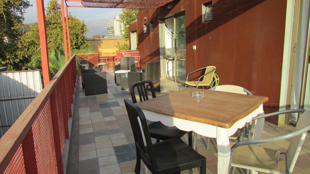 Hostal Caracol Santiago Exterior photo